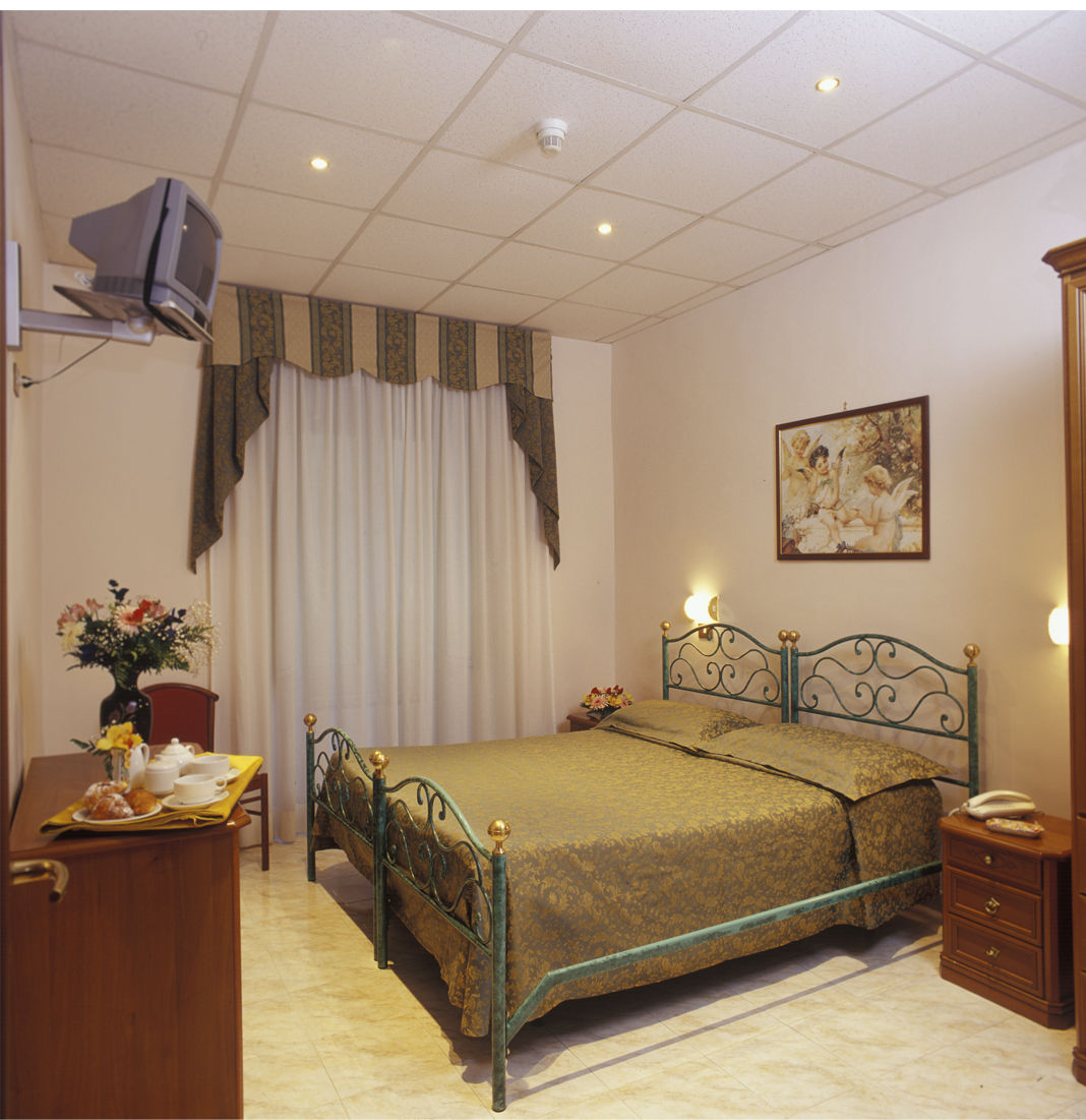 Hotel Oriente روما المظهر الخارجي الصورة