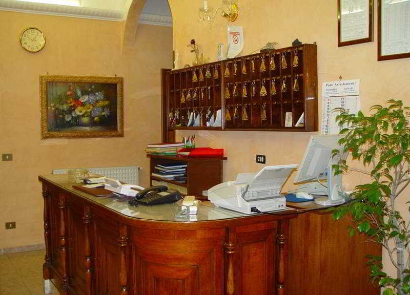 Hotel Oriente روما المظهر الخارجي الصورة
