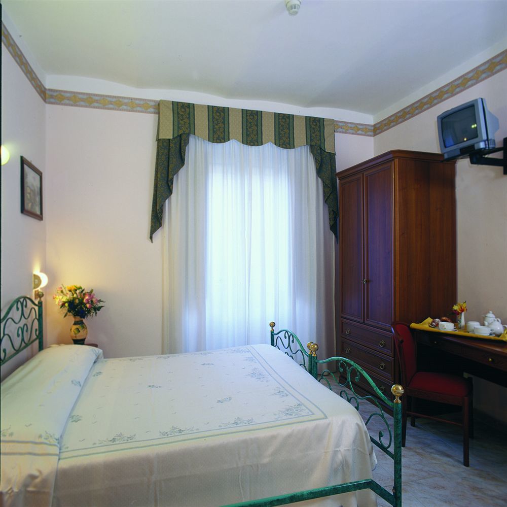 Hotel Oriente روما المظهر الخارجي الصورة